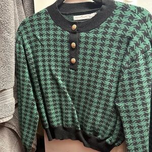 Byegreis Green and Black Houndstooth Sweater